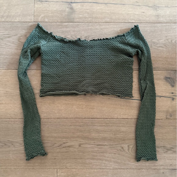NWT| Free People | Textured Long Sleeve Crop - Picture 3 of 4